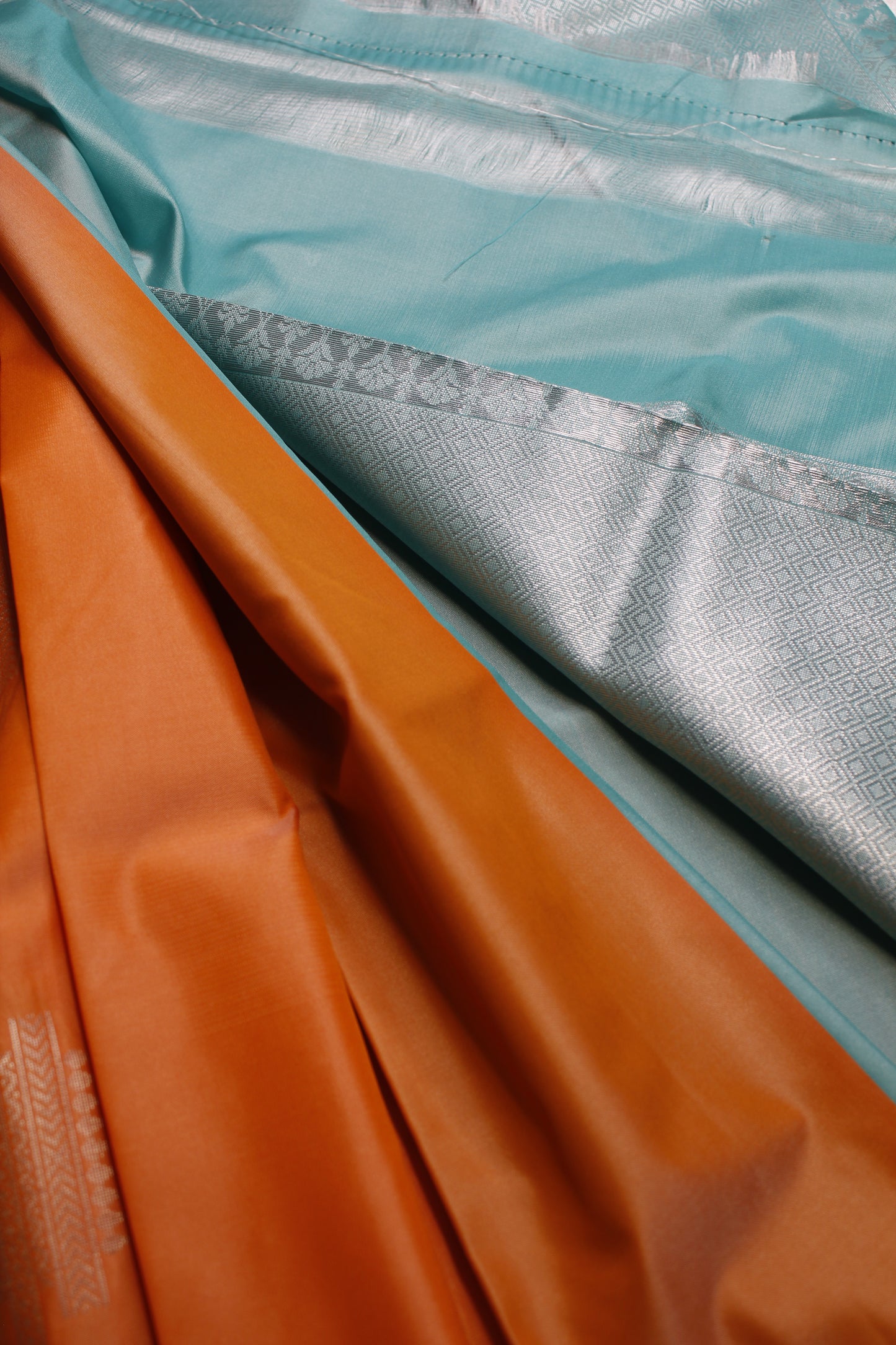 Divani Soft Silk Saree