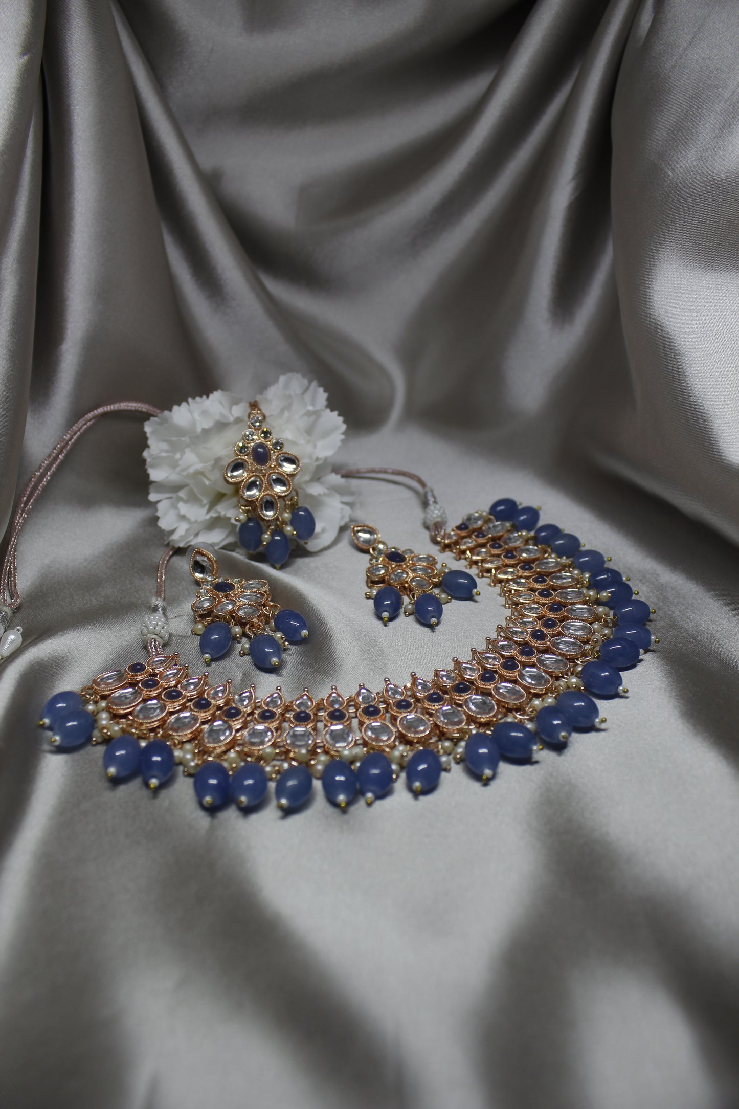 Regal Aura Kundan Necklace set