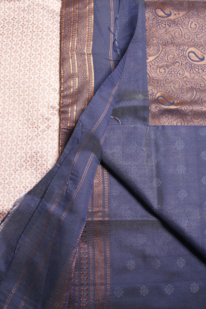 Jeyalakshmi Litchi Silk Saree