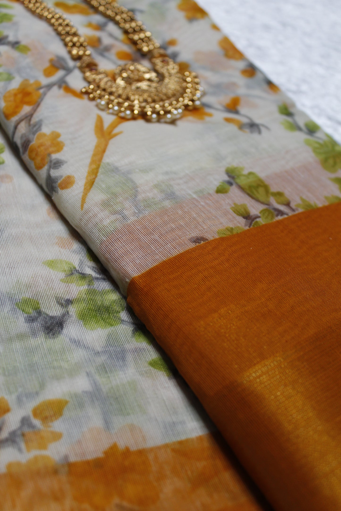 Flower Vine Cotton Saree