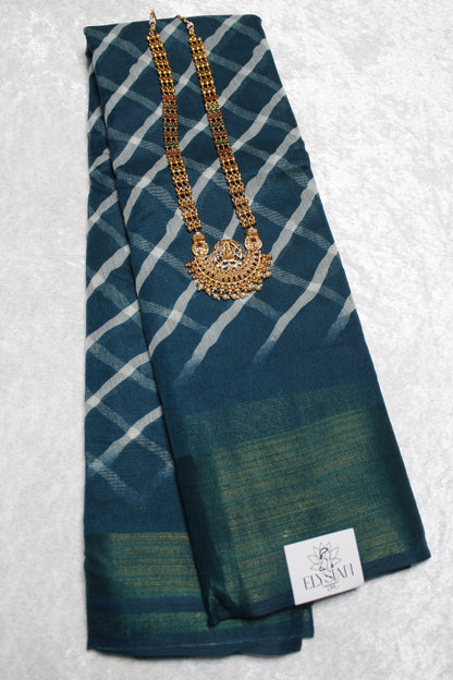 Cross Line Cotton Saree