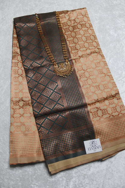 Royal Threads Litchi Silk Saree